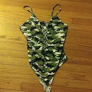 Fashion nova body suit